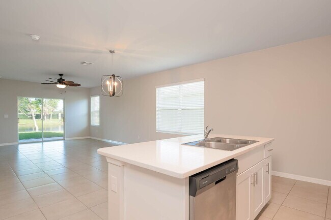 Foto del edificio - 18517 Cronin Sand Ln