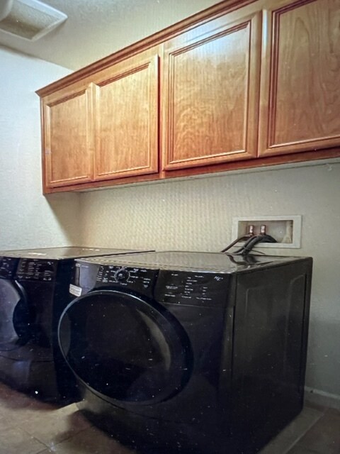 Foto del edificio - 4549 Laird Cir