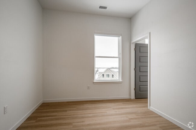 B5 - 2 BR, 2 BA - 1,219 SF - Madison at Canyons, The