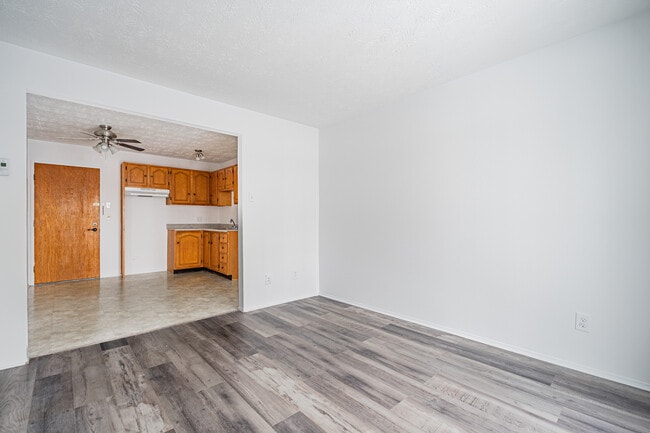 Building Photo - 40 Rue Racine