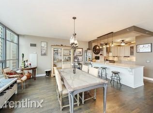 Building Photo - 2 br, 2 bath - 1600 S Prairie Ave Unit 1202