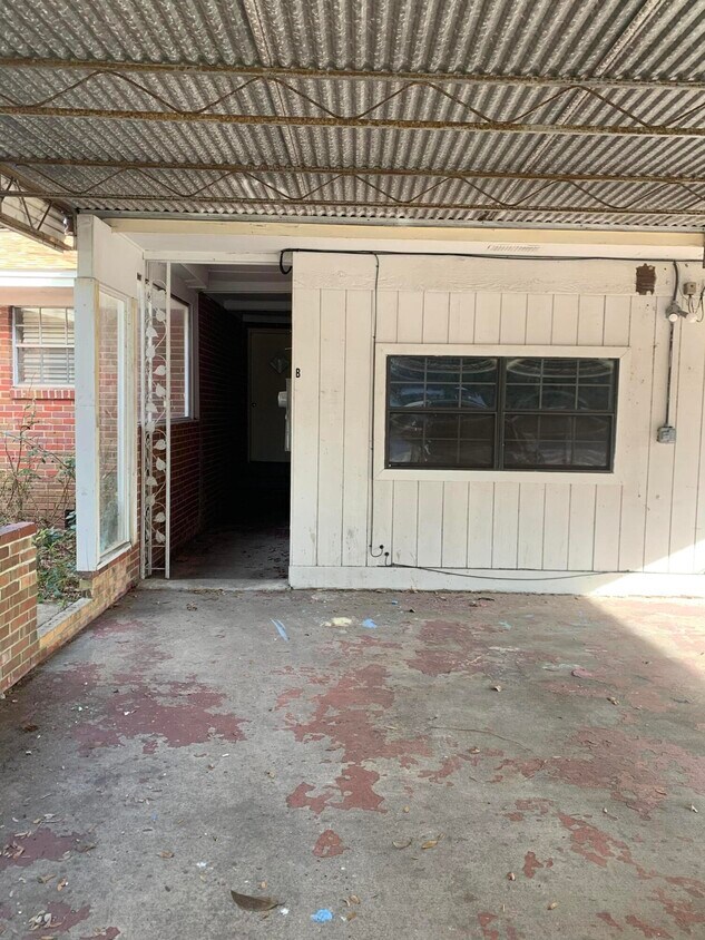 Primary Photo - 1701 26th St