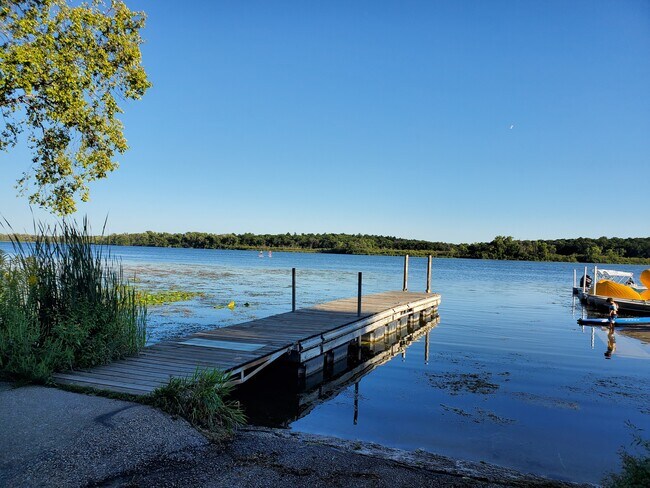 Foto del edificio - 2802 Arbor Dr