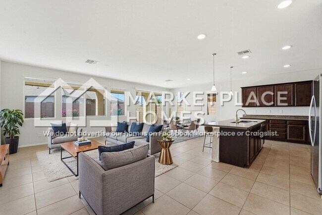 Building Photo - 22617 E Via Las Brisas