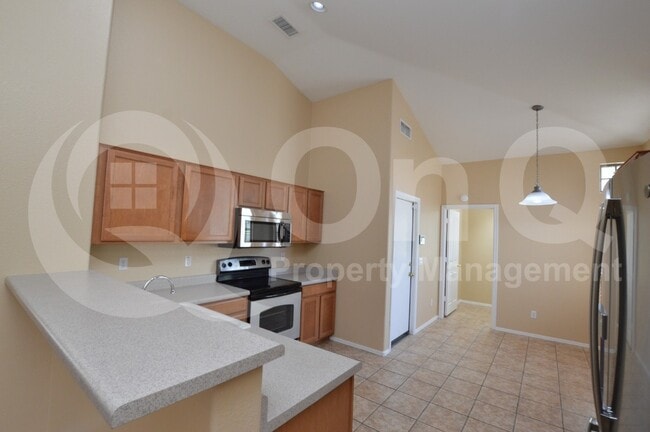 Building Photo - 4094 E Rustler Way