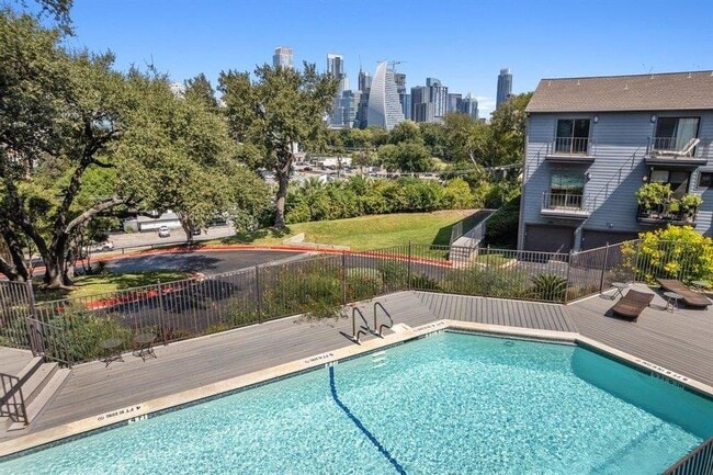 Foto del edificio - 1501 Barton Springs Rd