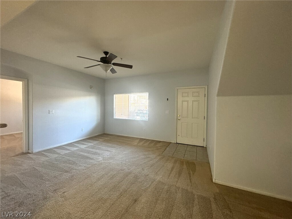 Foto del edificio - 7701 W Robindale Rd