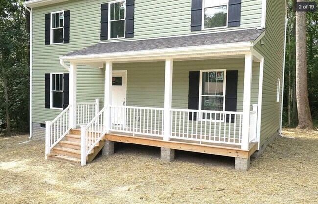 Foto del edificio - 16208 Pauline Ave