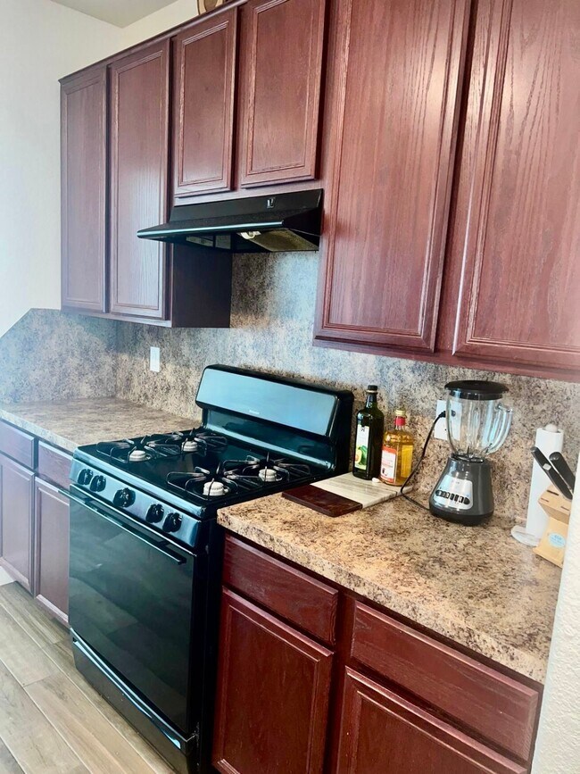 Building Photo - 12203 Elm Orch Trl