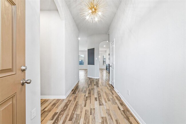 Building Photo - 20522 White Lilac Trail