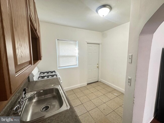 Foto del edificio - 3130 N Bambrey St