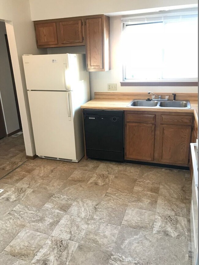 Foto del edificio - 2803-2811 Scarlet Oak Dr