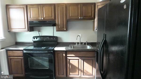 Building Photo - 7911 Glenarden Pkwy