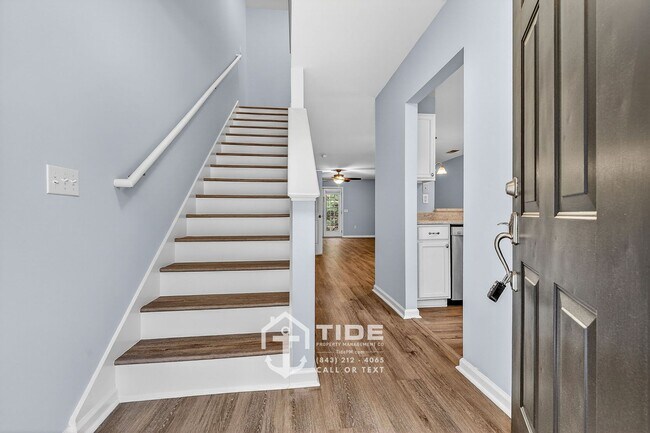 Foto del edificio - Townhome Living on Daniel Island