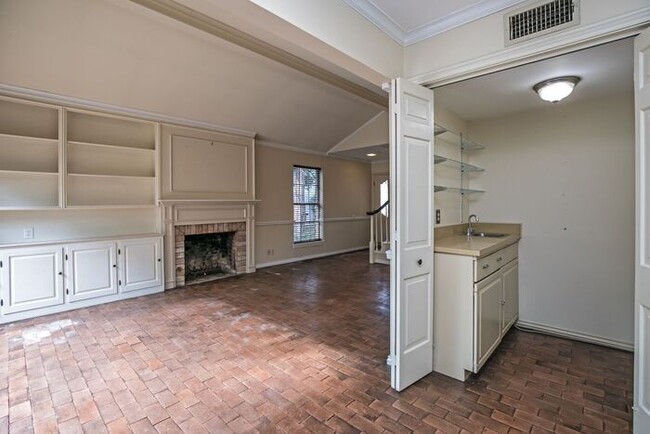 Foto del edificio - Charming 3 Bed 2 Bath Duplex, Tyler TX!