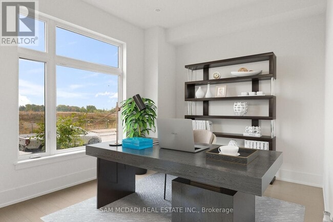 Building Photo - 100 Coveside Dr