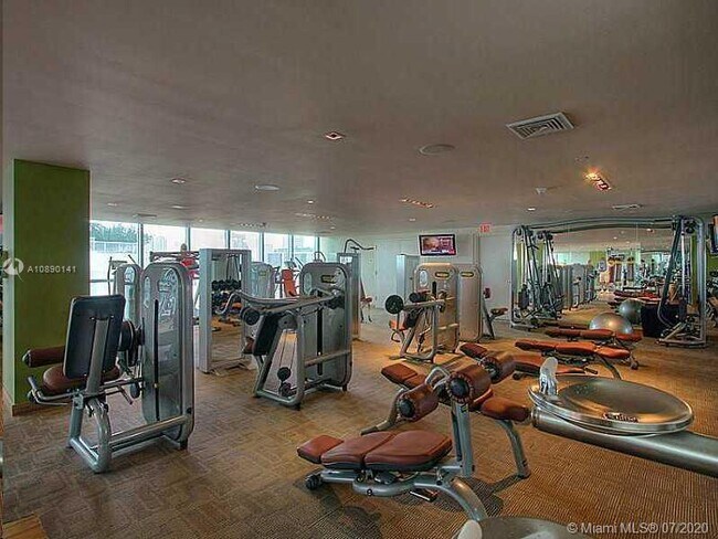 Building Photo - 900 Biscayne Blvd