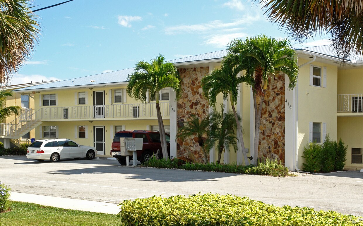 Primary Photo - North Palm Harbor Condominium