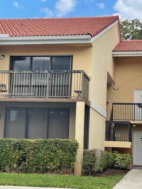 Building Photo - 5861 Riverside Dr