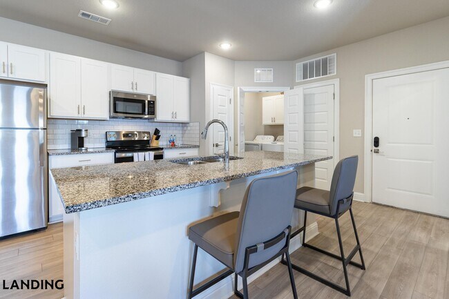 Foto del edificio - 301 E Redstone Ave