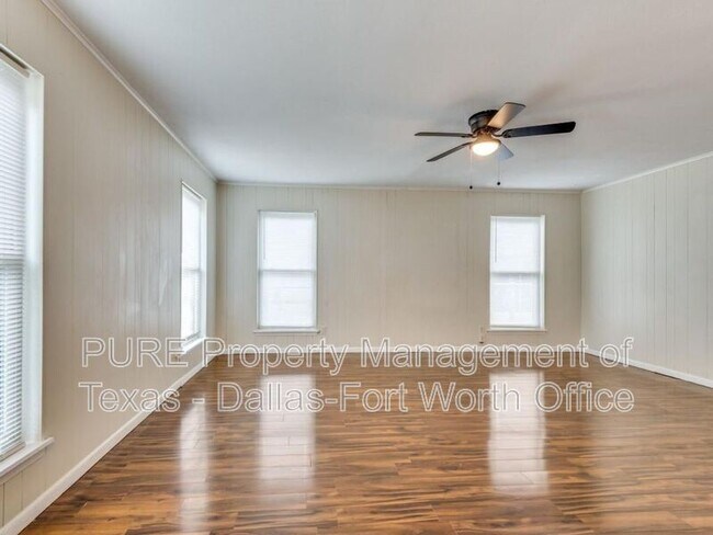 Foto del edificio - 1224 Parkwood Pl