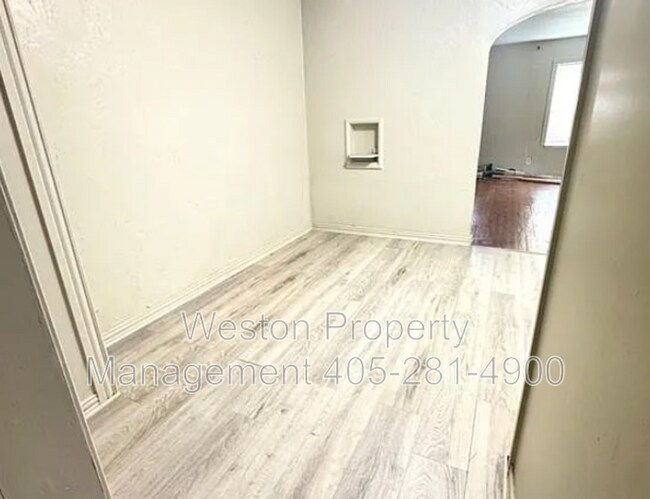Foto del edificio - 3116 NW 12th St
