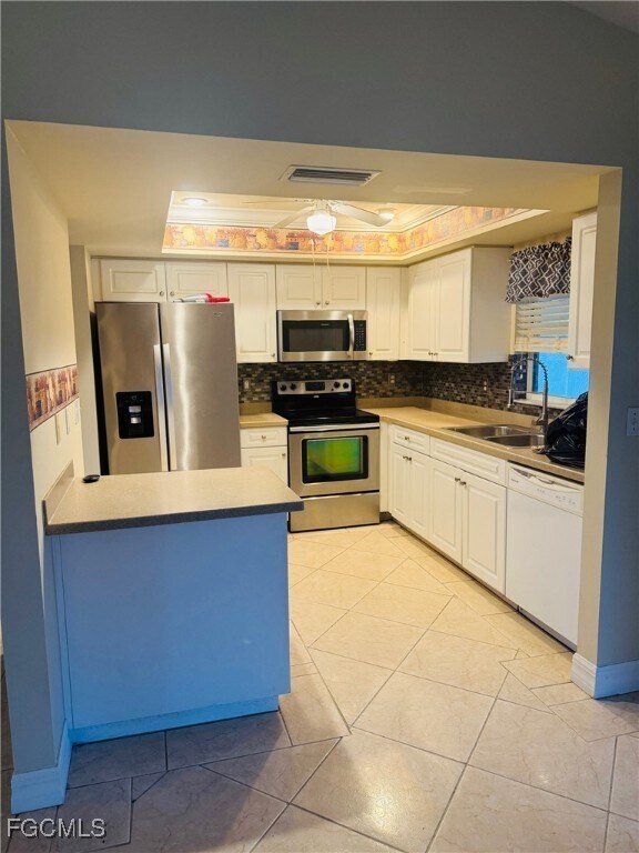 Building Photo - 616 SE 11th Ave