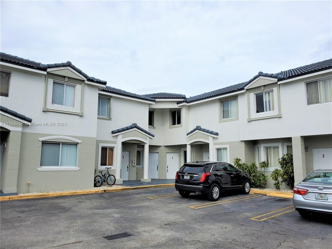 Foto principal - 110 SW 109th Ave
