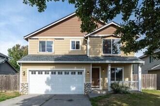 Building Photo - 1865 Schneiter Dr
