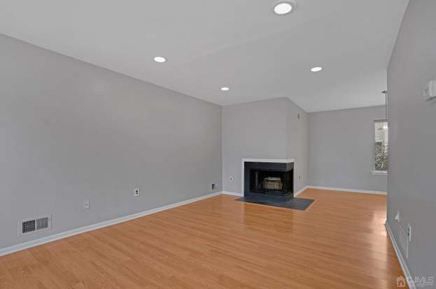 Foto del edificio - 1090 Schmidt Ln