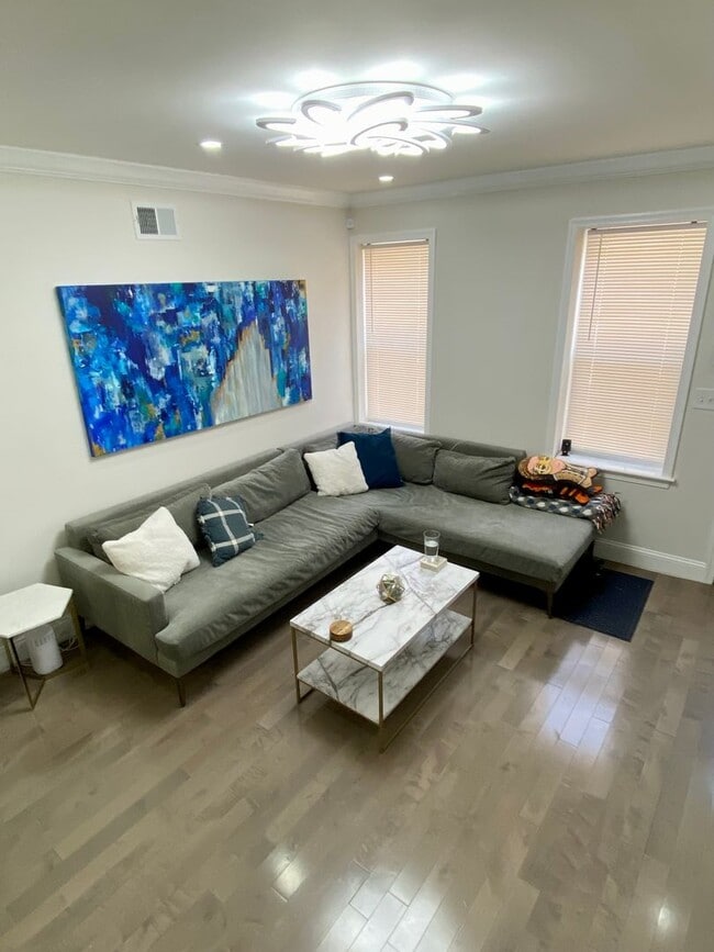 Foto del edificio - Beautiful 2-Bedroom Townhouse in Point Bre...