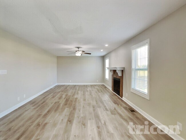 Building Photo - 1287 Eagle's View Dr