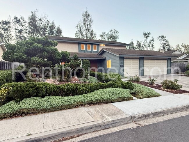 Building Photo - 11895 Handrich Dr
