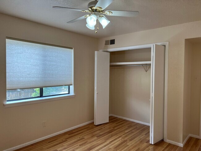 Dormitorio #1 - 245 Rosario Blvd