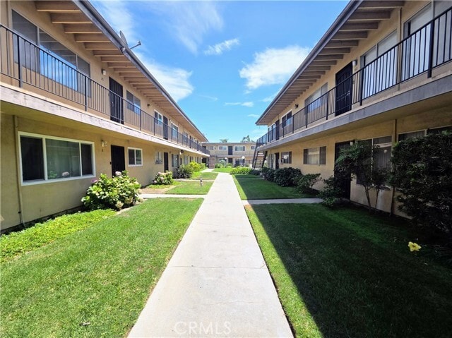 Building Photo - 5535 Ackerfield Ave