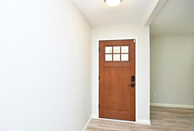 Building Photo - 3609 Avenue R