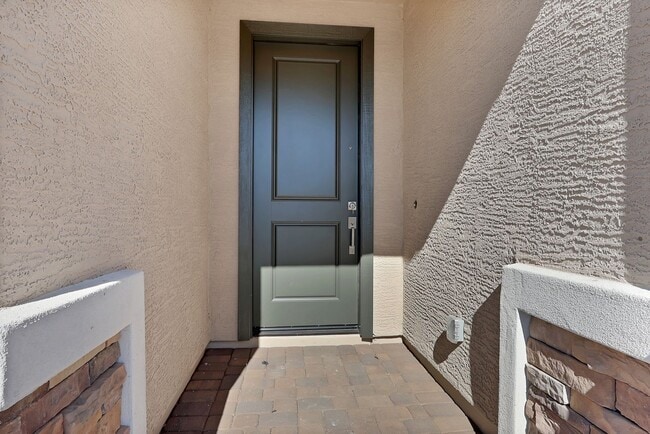 Building Photo - HUGE MARICOPA 4 BEDROOM