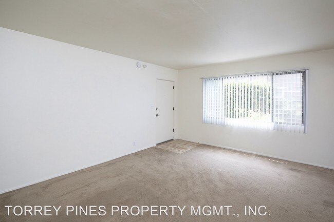 Building Photo - 925 Thomas Ave