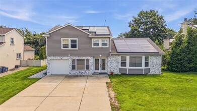 Building Photo - 31 Sutton Hill Ln