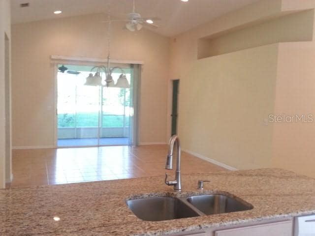 Building Photo - 861 Paddington Terrace