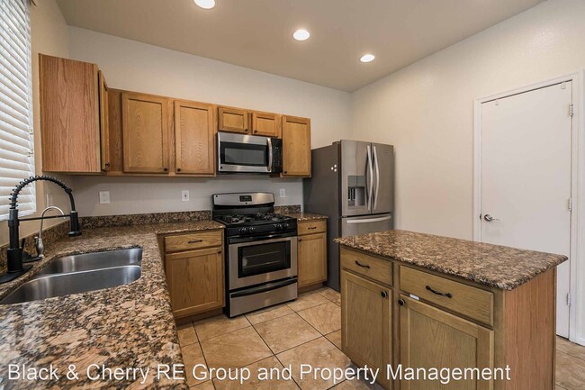 Building Photo - 4 br, 4 bath House - 10155 Haymarket Peak Ave