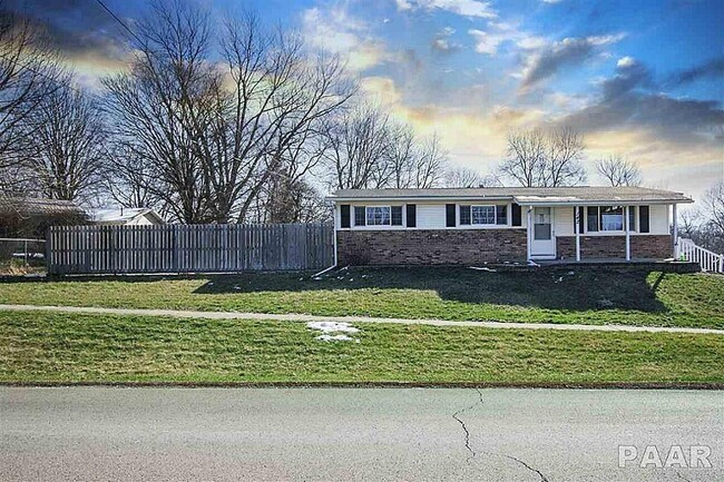 Building Photo - 708 N Orange St