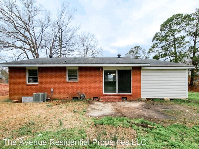 Building Photo - 4 br, 2 bath House - 6041 Blairmore Place