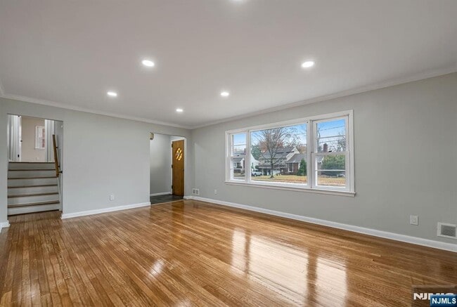 Foto del edificio - 164 Jeffer Ct