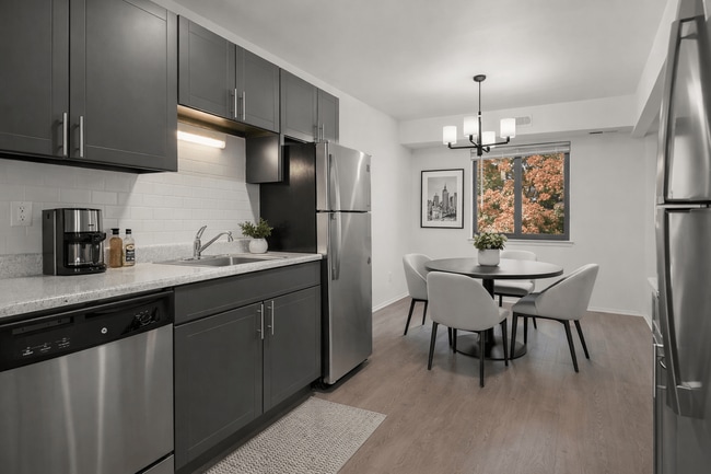 Building Photo - Lafayette Park Place - Detroit, MI