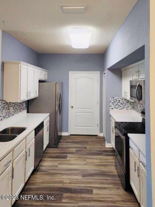 Foto del edificio - 4931 Key Lime Dr