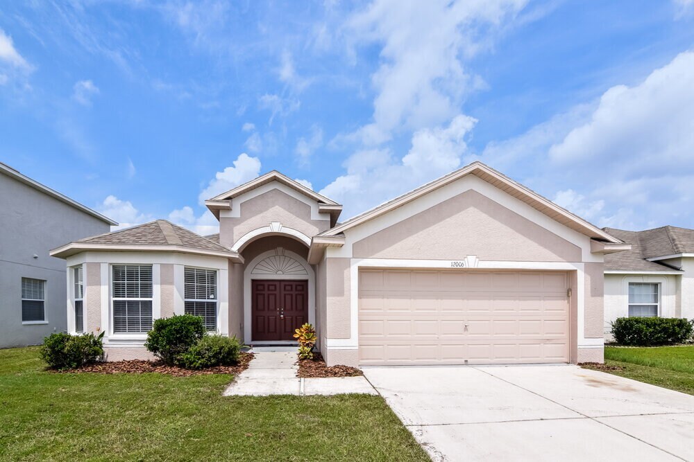 Foto principal - 12006 Butler Woods Cir