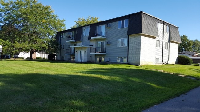 Primary Photo - Brickwood Estates