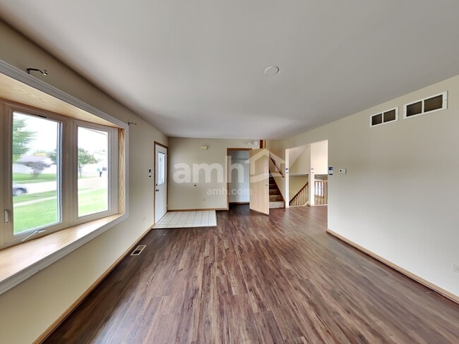 Foto del edificio - 2110 Three Forks Dr