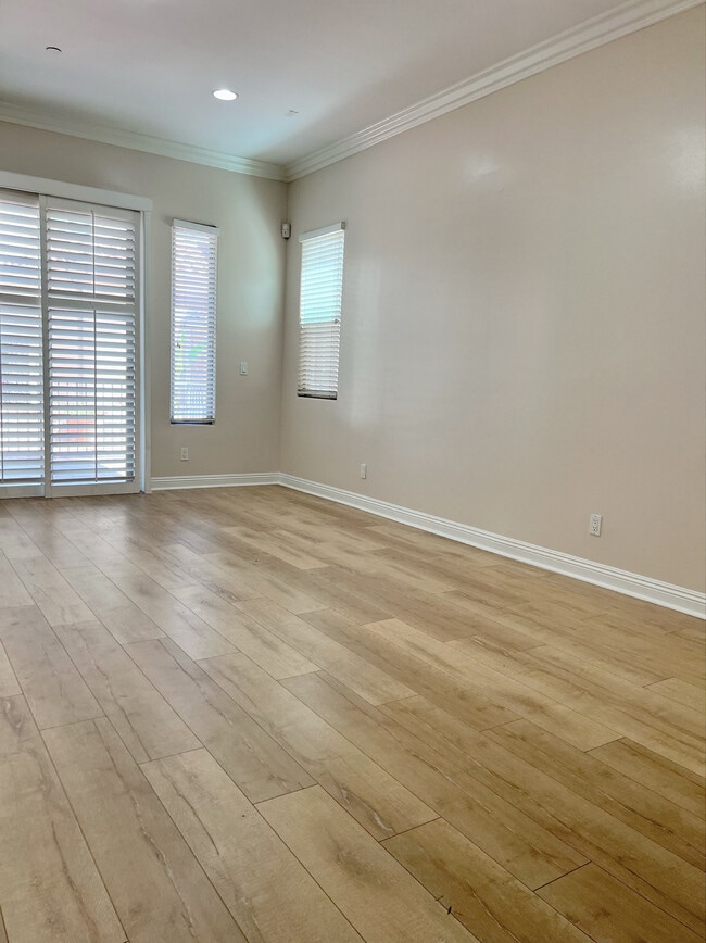 Family Area - 1729 Aviation Blvd